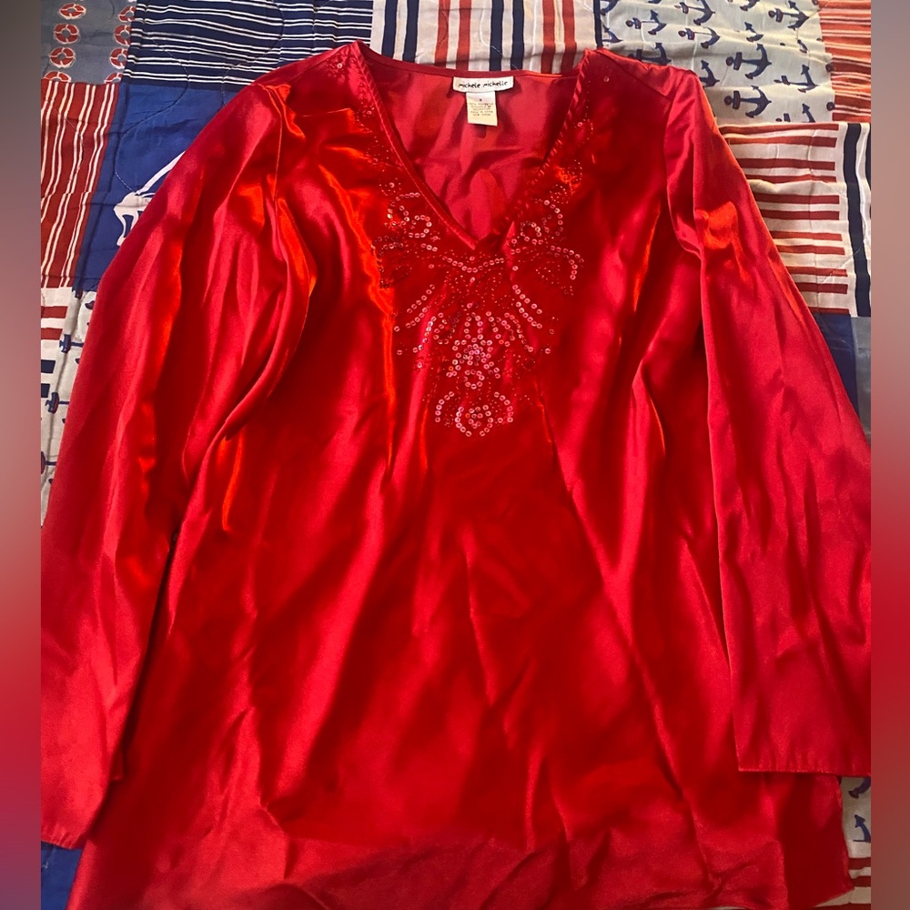 Michele Michelle V-Neck Top